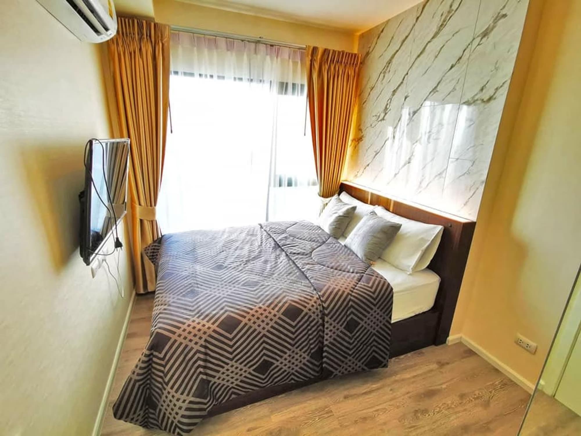 1 Bedroom Condo at Kensington Sukhumvit-Thepharak - Image 1