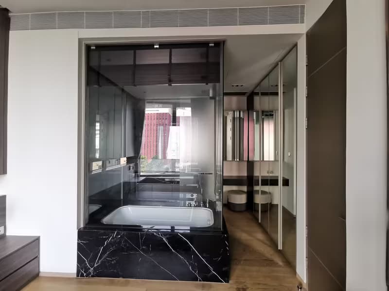 Sala Deang One
