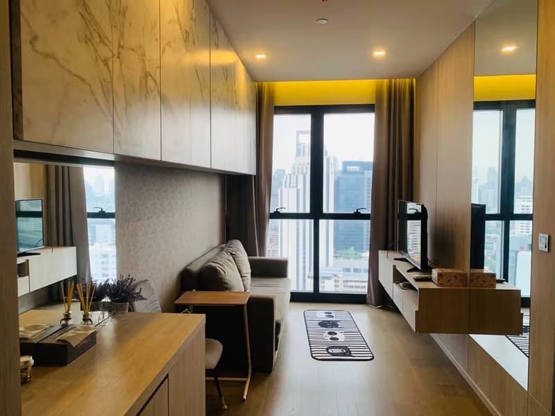 1 Bedroom Condo
