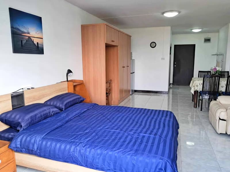 Studio for Rent in 