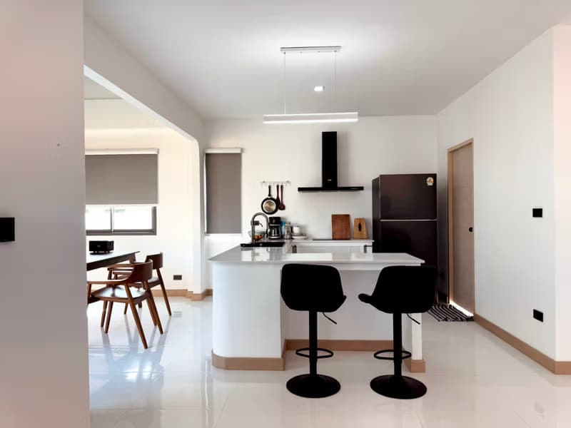 2 Bed House for Rent in Saraphi District
