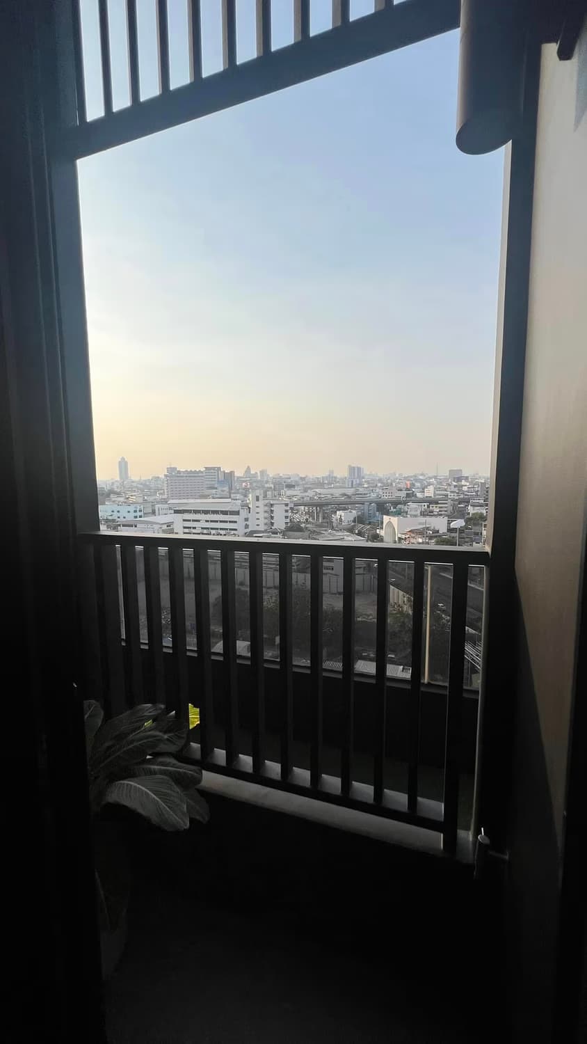 1 Bed Condo for Rent and Sale  Near Hua Lamphong MRT - Image 7