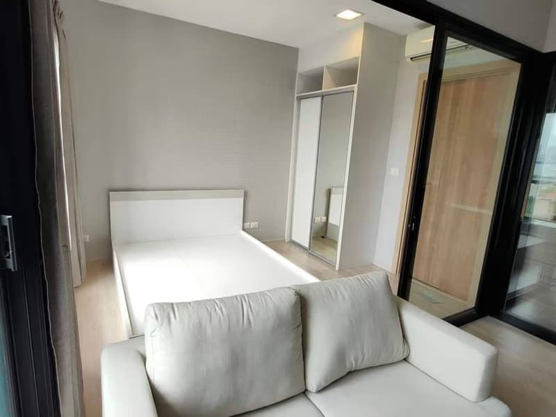 1 Bed Condo for Sale in Huai Khwang