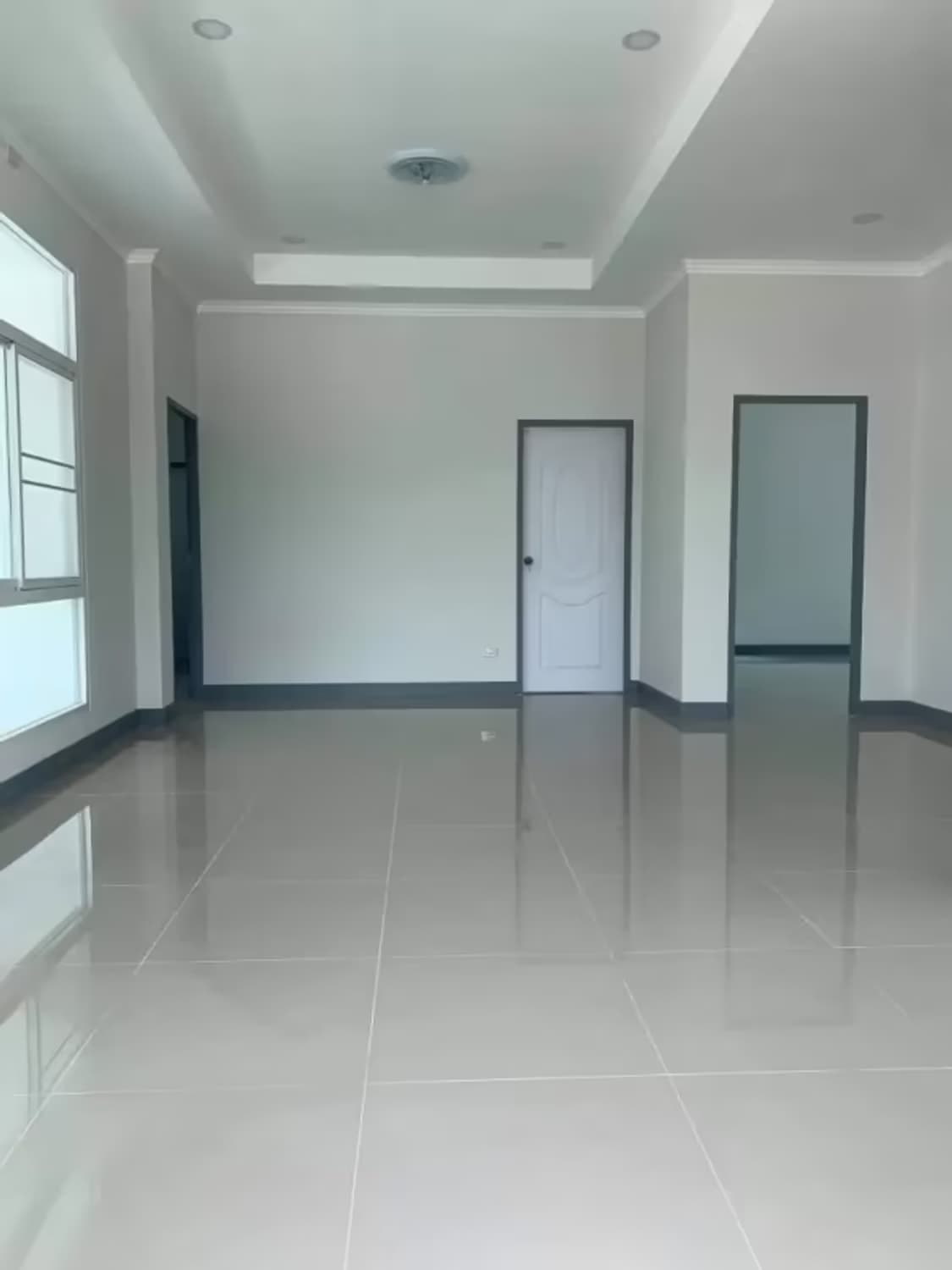 3 Bedroom House - Image 2