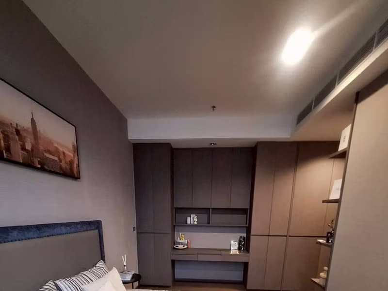 1 Bed Condo for Sale in Bang Rak
