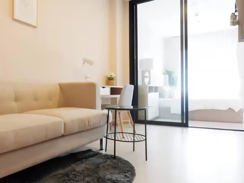 1 Bedroom Condo