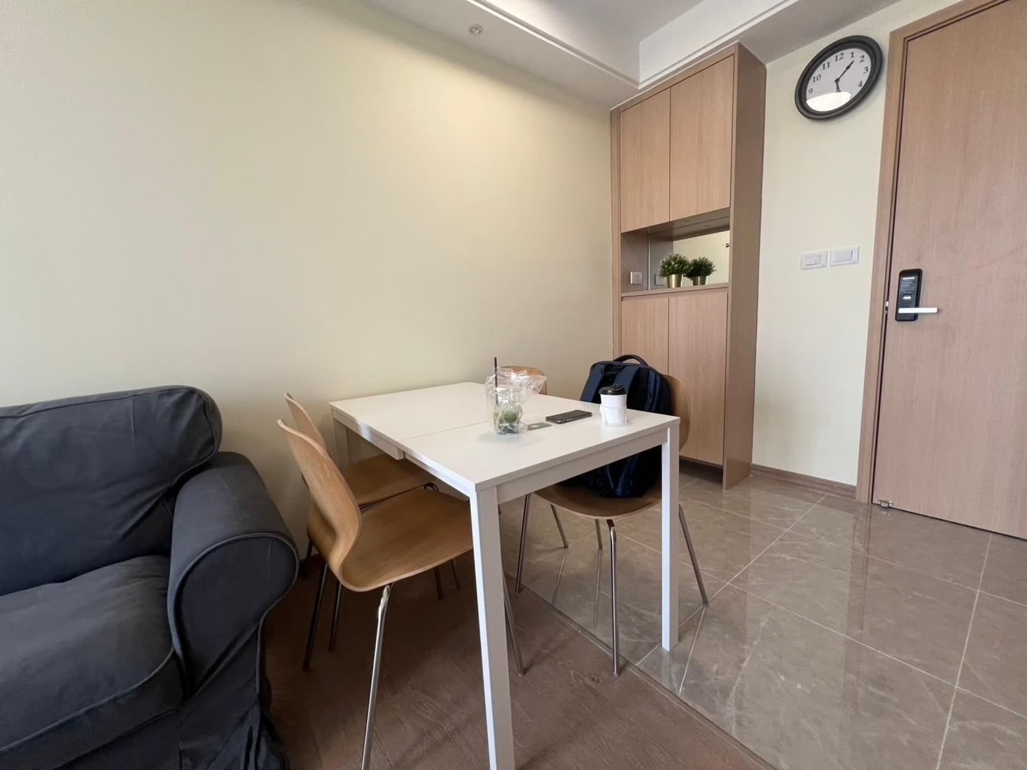 1 Bed Condo for Rent in Sathon - Image 8