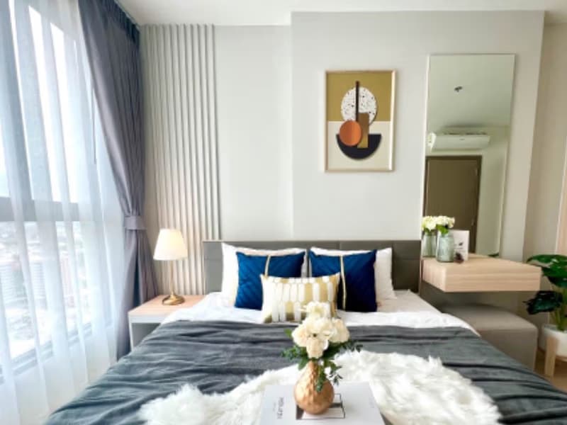 1 Bedroom Condo