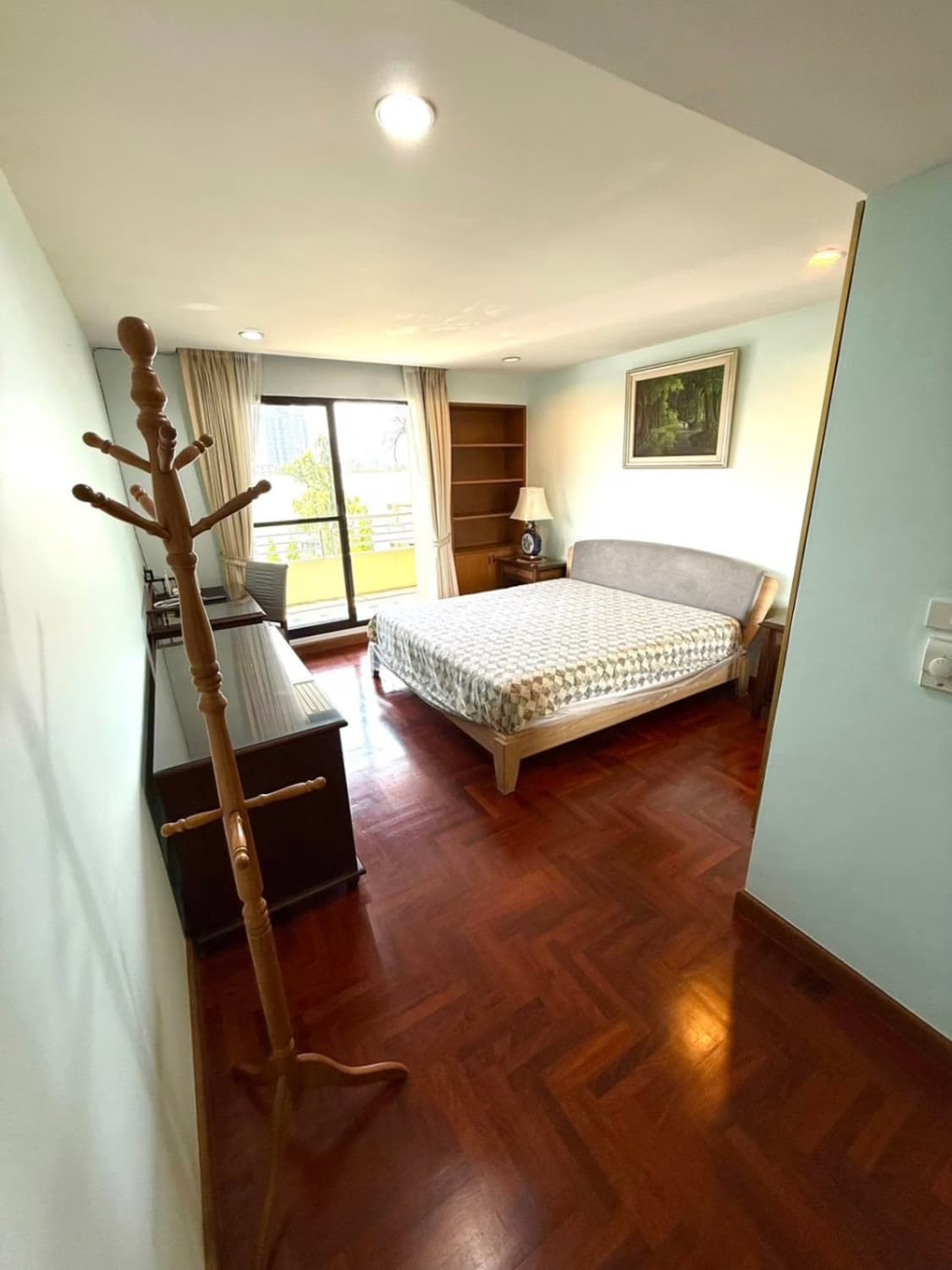 2 Bed Condo for Rent in Sathon - Image 11
