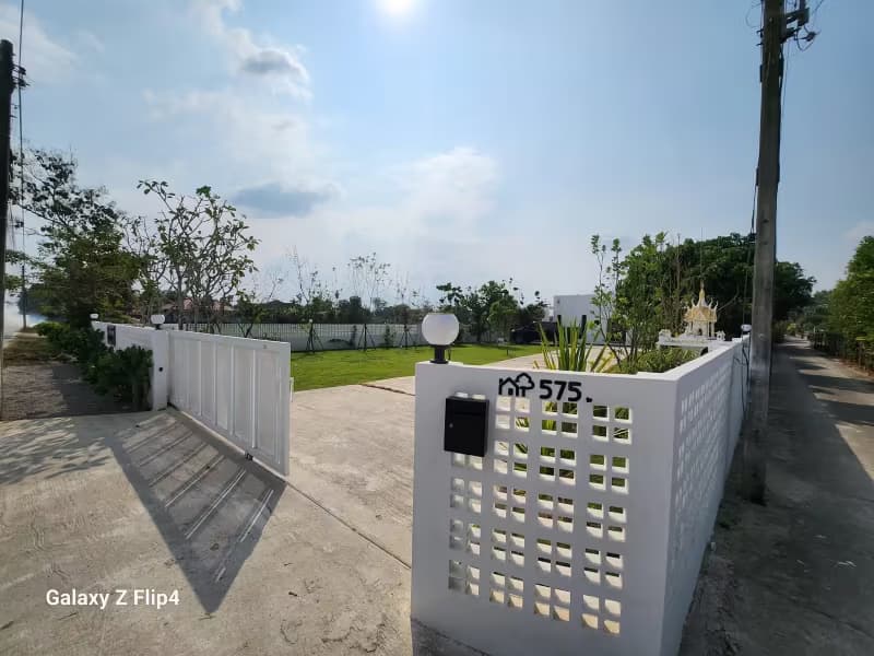 1 Bedroom House