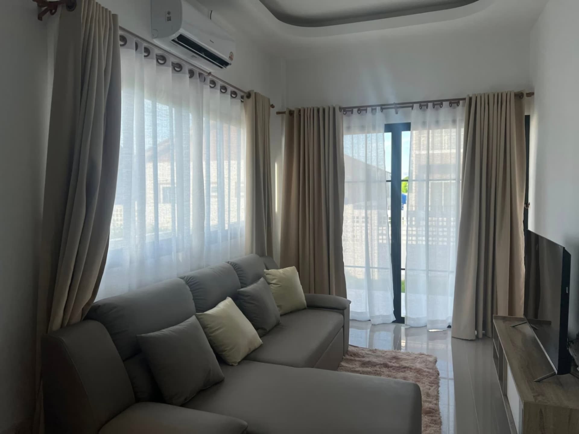 3 Bed House for Rent in Hang Dong - Image 6