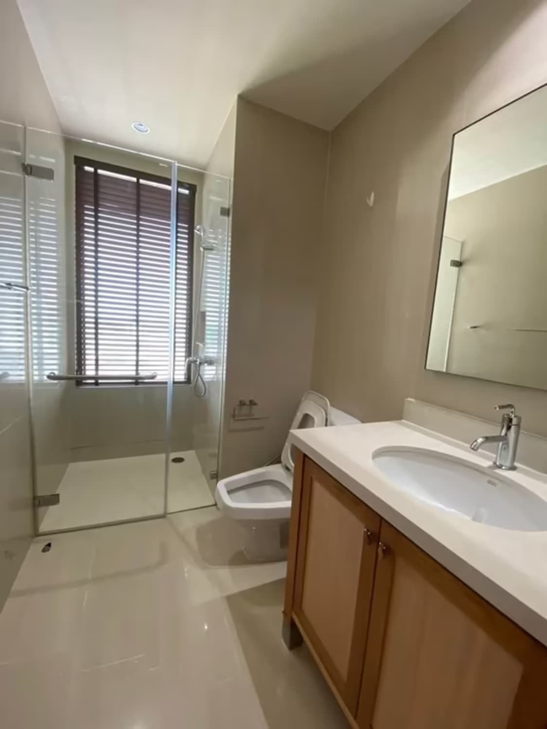 The Emporio Place Sukhumvit 24 - Image 10