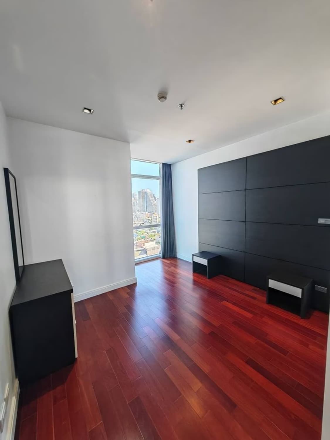 Condo for Sale at Athenee Residence - Image 3