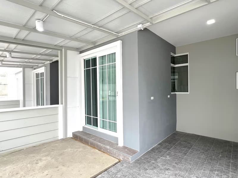 2 Bed Townhouse for Rent in Mueang Samut Prakan