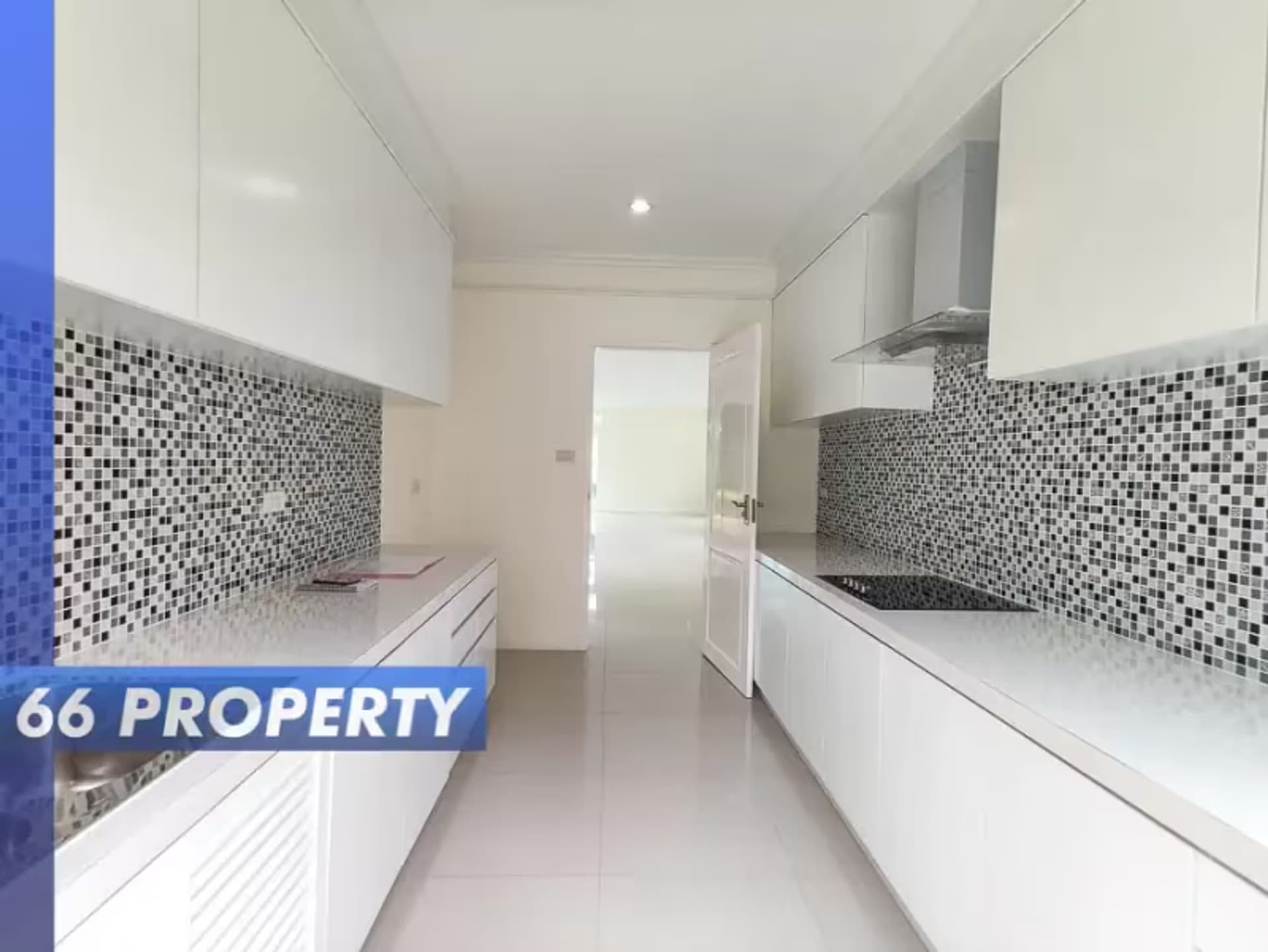 3 Bedroom House - Image 10
