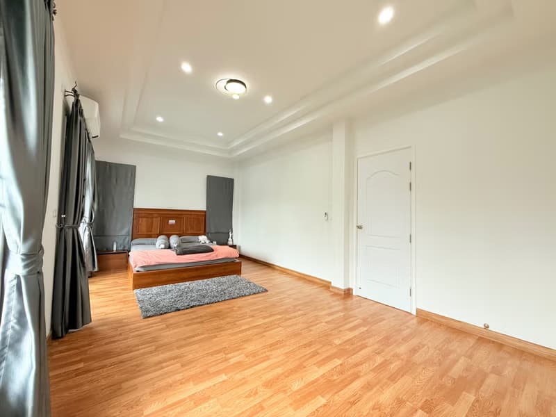 4 Bed House for Sale in Hang Dong
