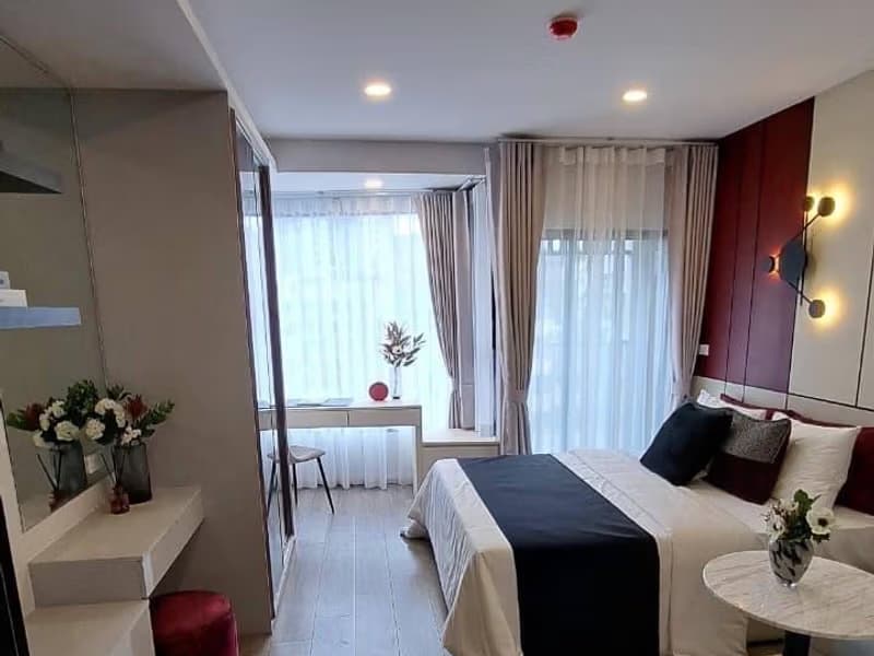 undefined Bed Condo for Rent in Huai Khwang