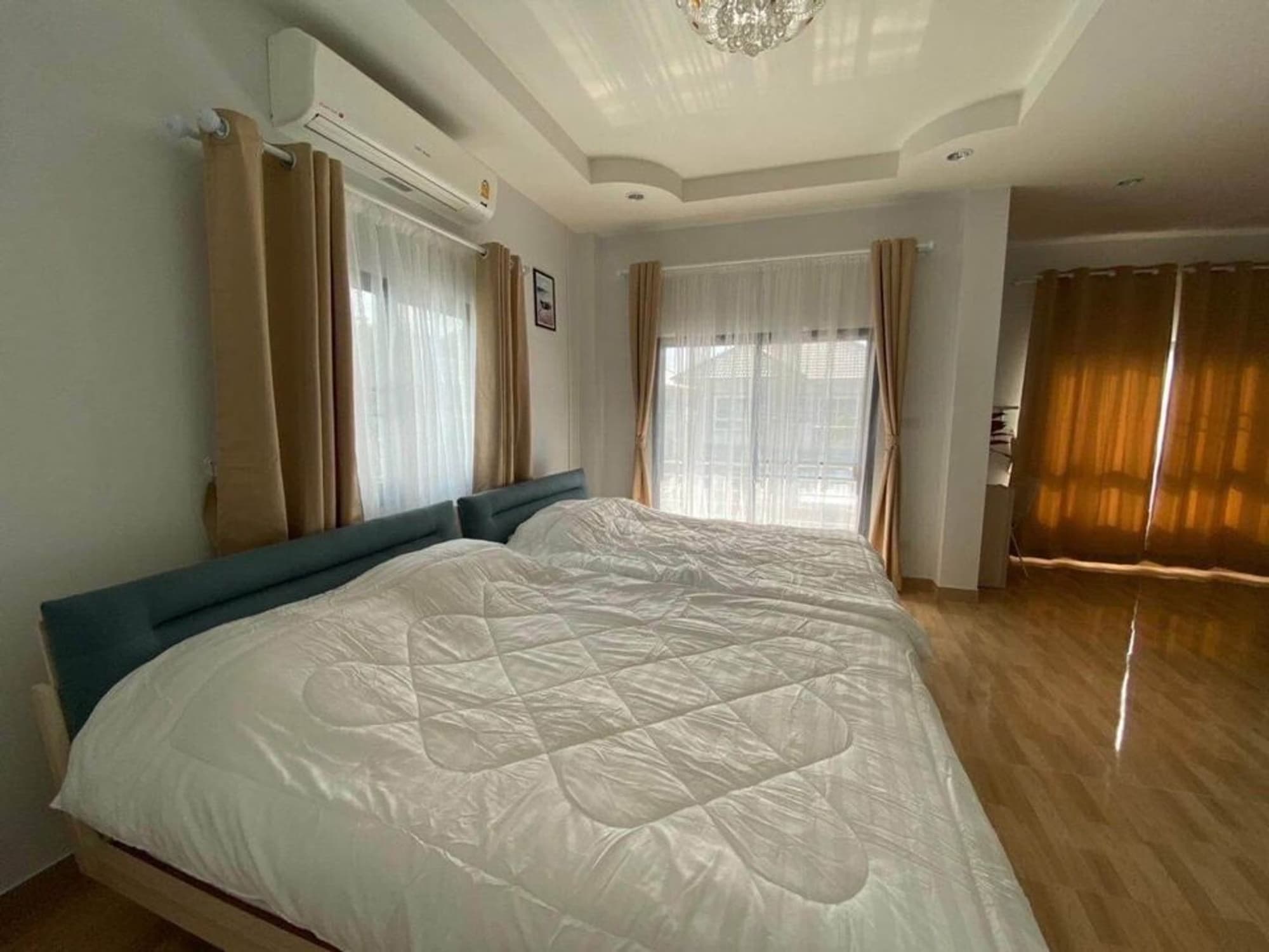 4 Bed House for Rent in San Sai - Image 7