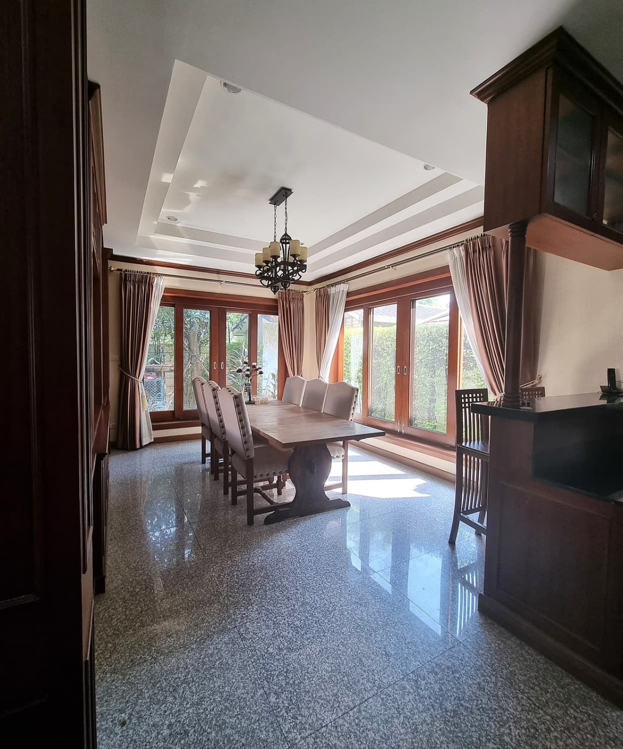4 Bed House for Rent and Sale in San Kamphaeng - Image 3