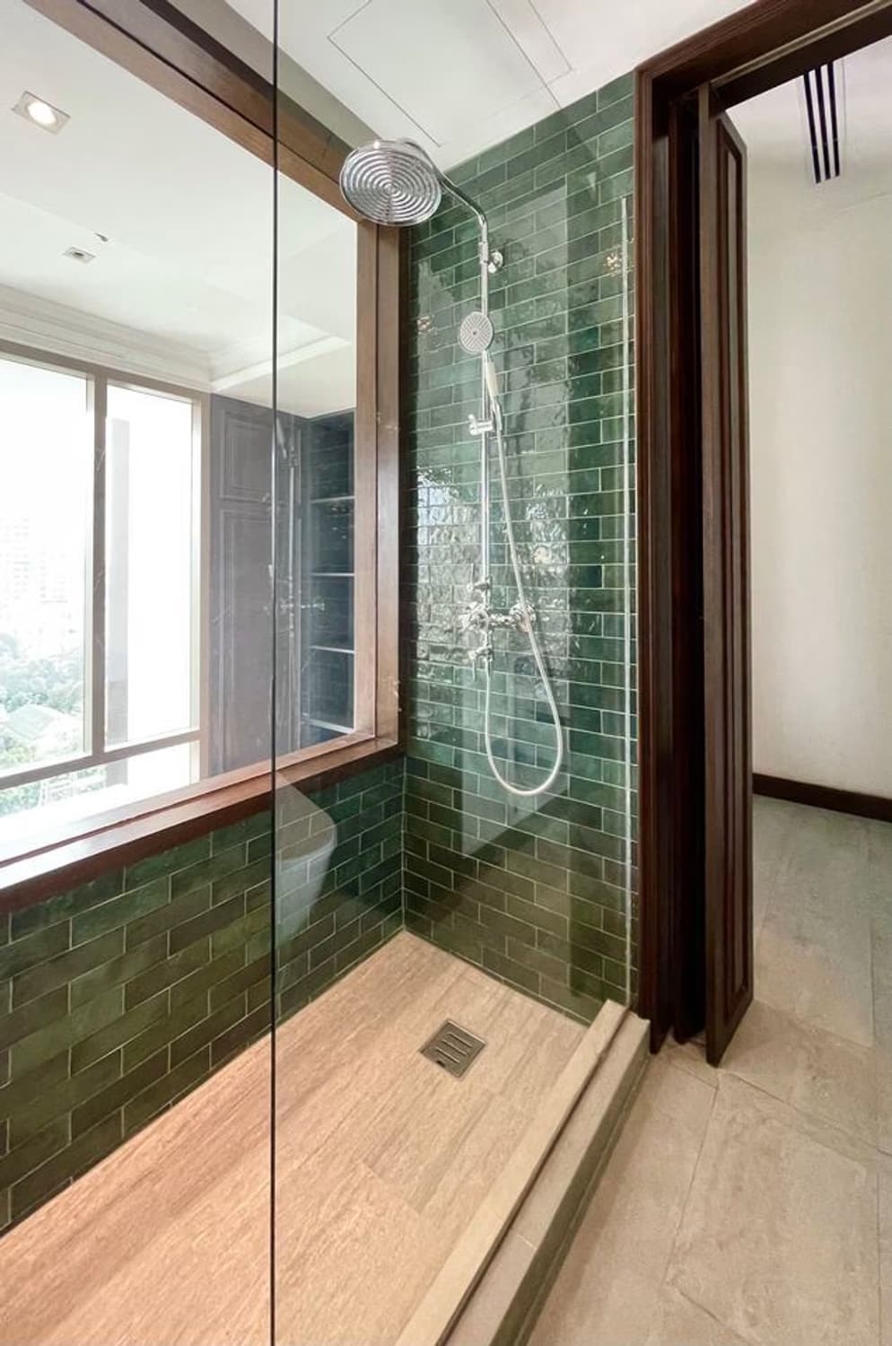 2 Bed Condo for Sale in Khlong Toei - Image 10