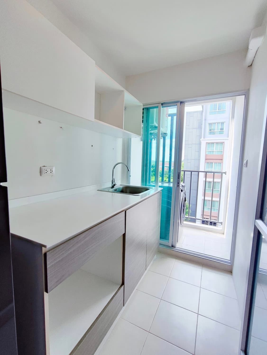 1 ห้องนอน Condo สำหรับ ขาย ใน Mueang Chiang Mai - Image 5