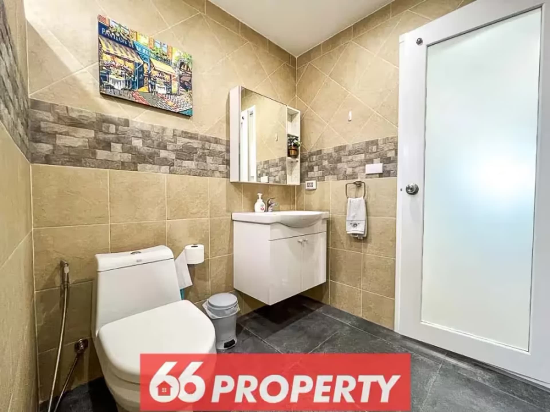 2 Bedroom House - Image 8