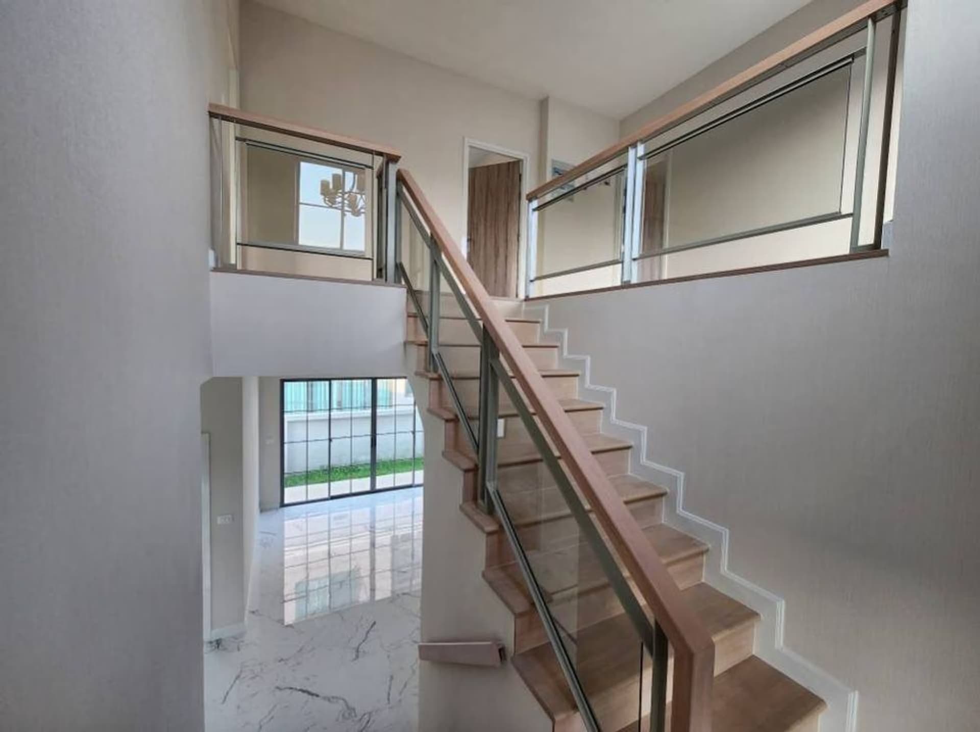 4 Bedroom House - Image 3