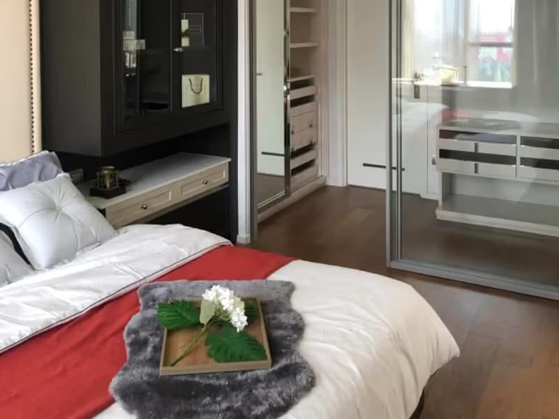 1 Bedroom Condo