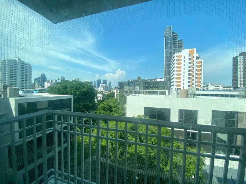 3 Bed Condo for Sale in Sathon