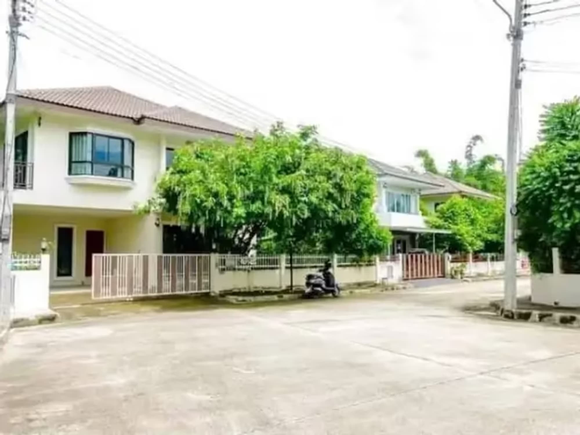 3 Bedroom House - Image 1