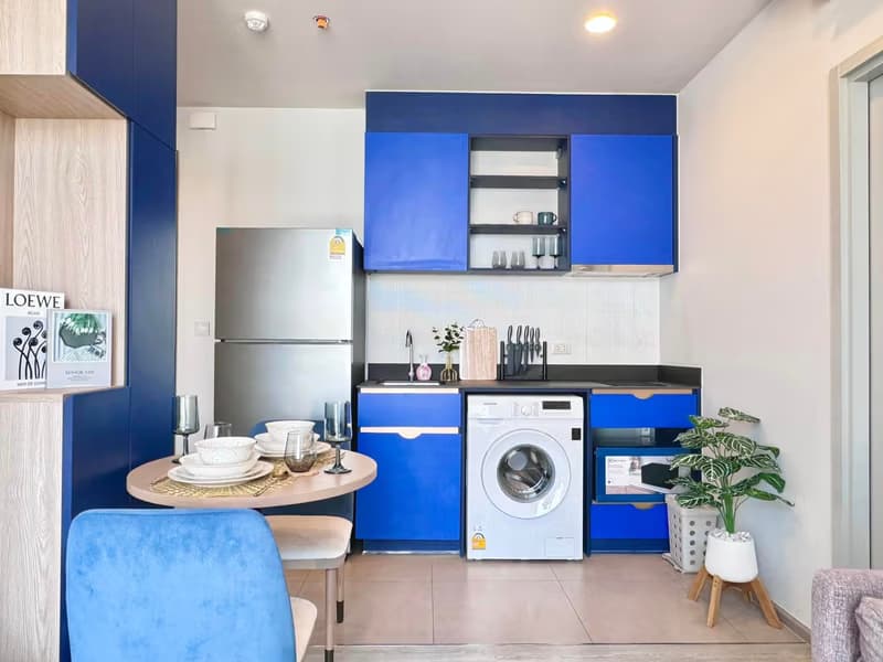 Condo for Rent, Short term at XT Ekkamai