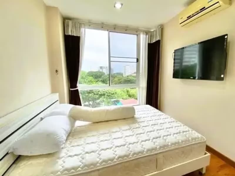 1 Bedroom Condo