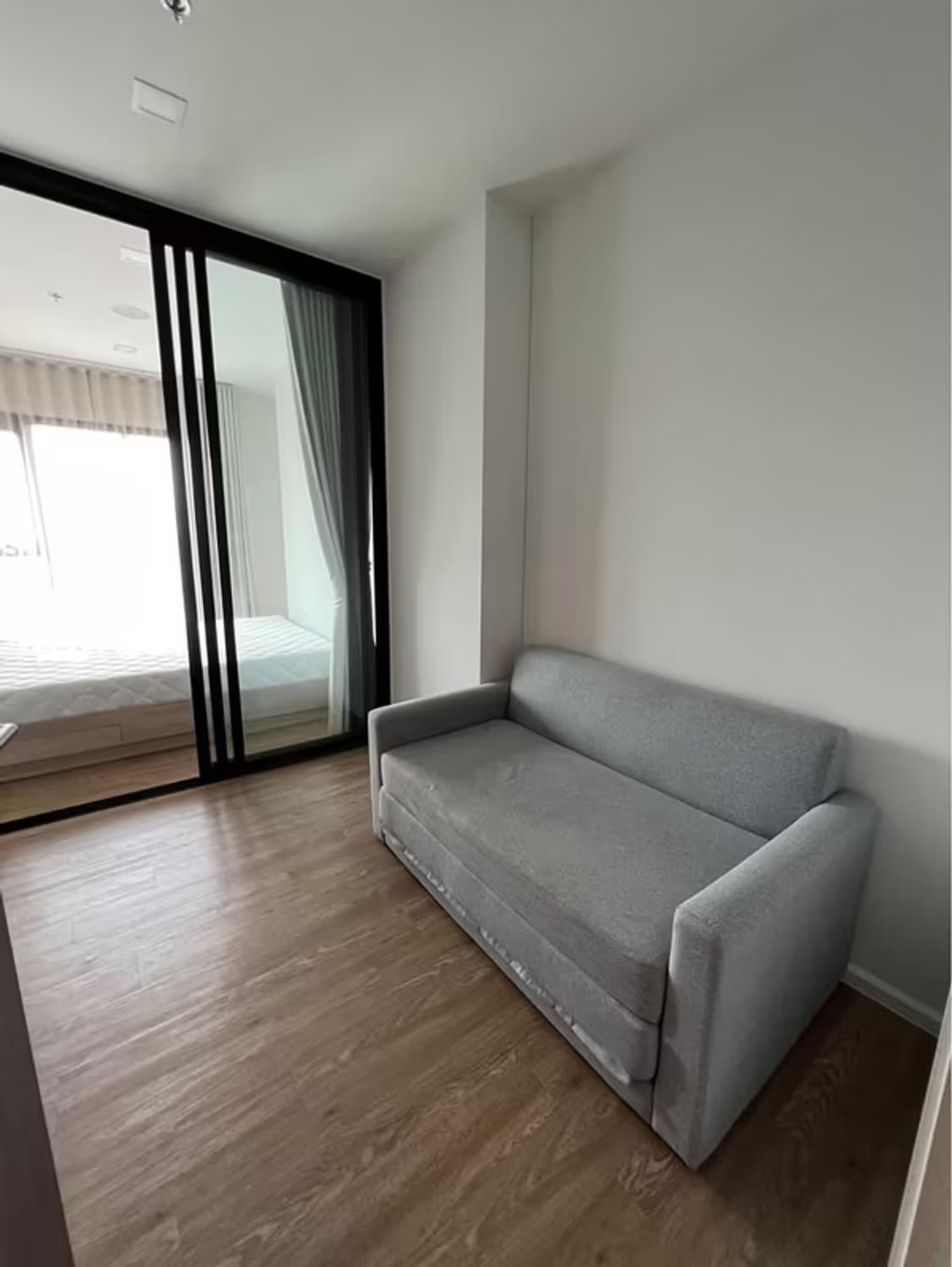 1 Bedroom Condo - Image 1