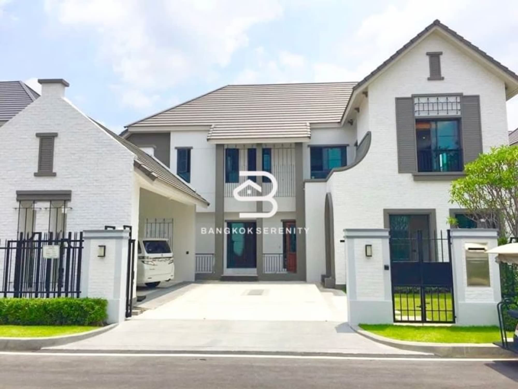 4 ห้องนอน House สำหรับ ขายและจำหน่าย ใน เมืองสมุทรปราการ - Image 1