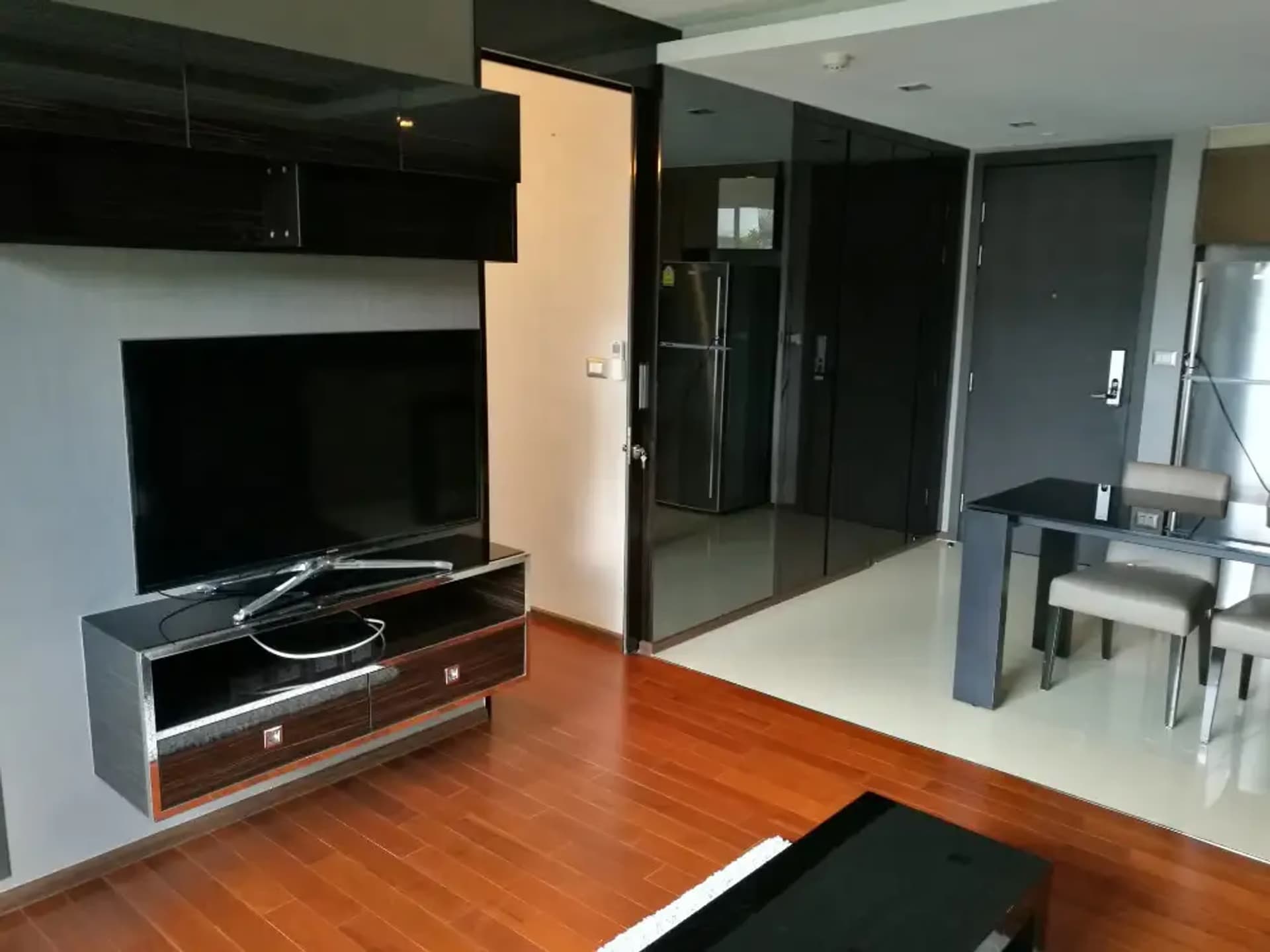 1 Bedroom Condo - Image 3