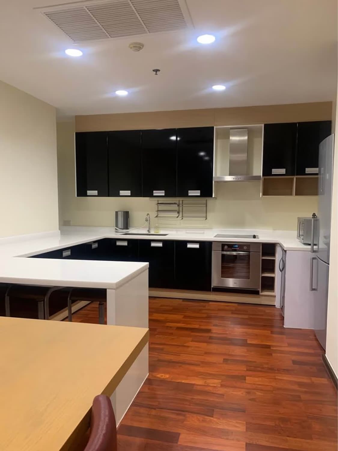 2 Bed Condo for Sale in Watthana - Image 2
