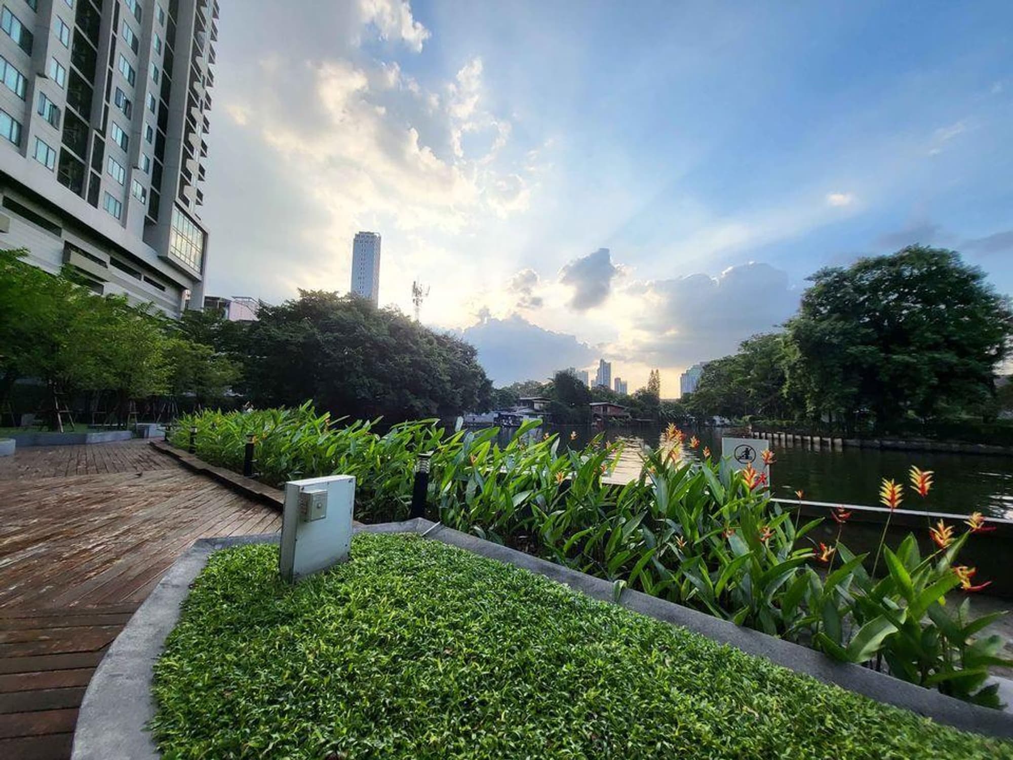 1 Bedroom Condo - Image 7