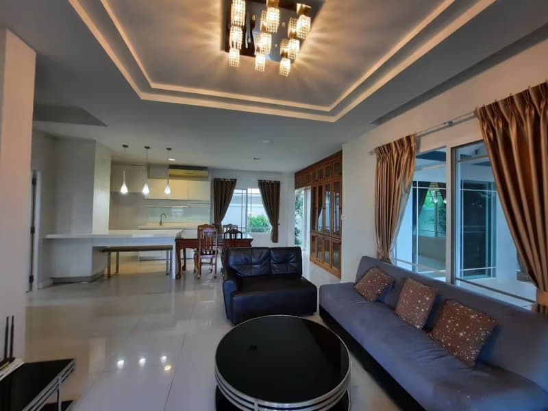 4 Bed House for Rent and Sale in Mueang Chiang Mai