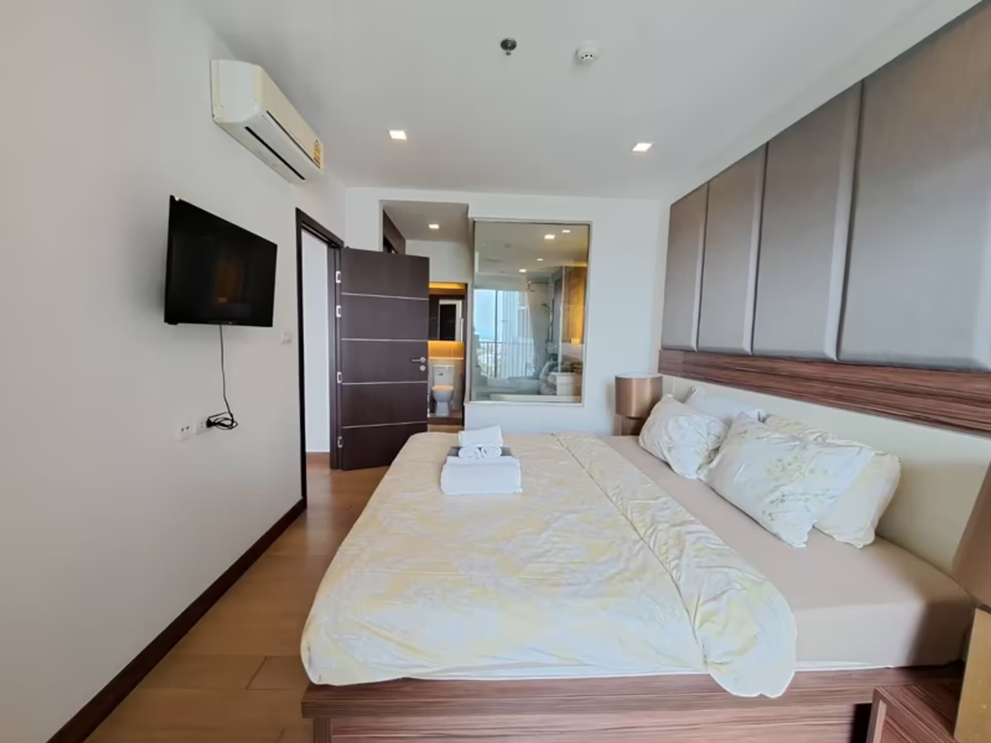 Astra Condo - Image 4