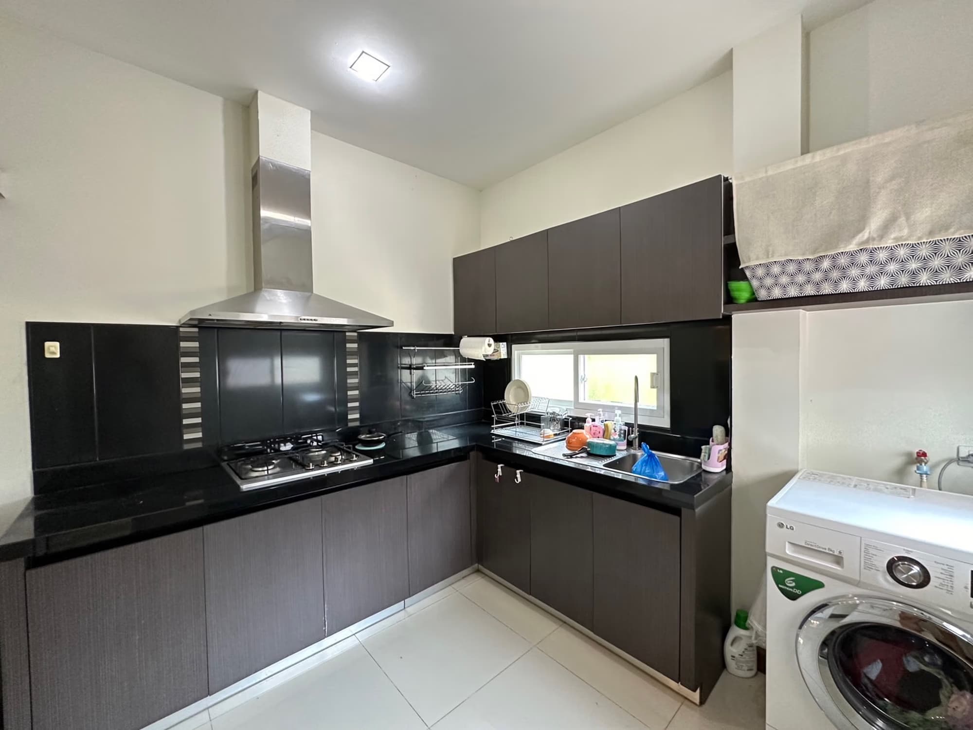 House for Rent At The Oriental Regent 3 - Image 4