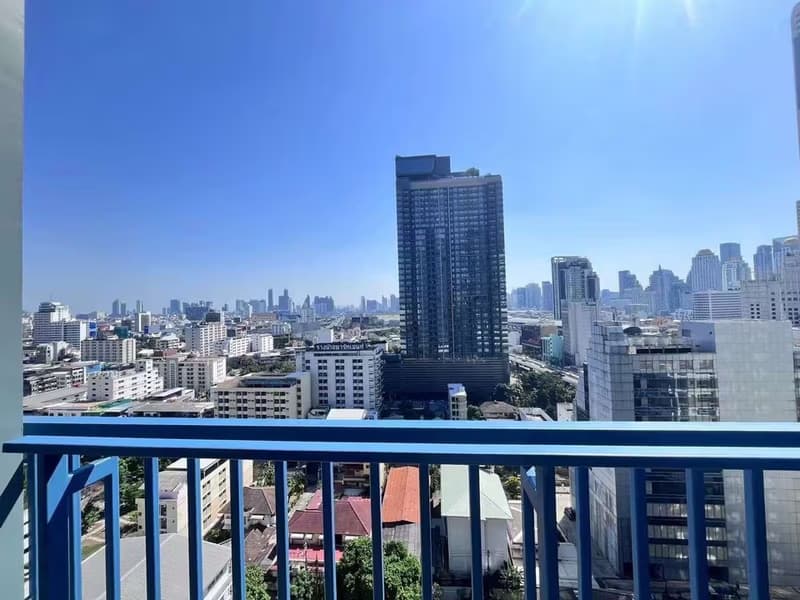 1 Bed Condo for Rent and Sale in Phaya Thai