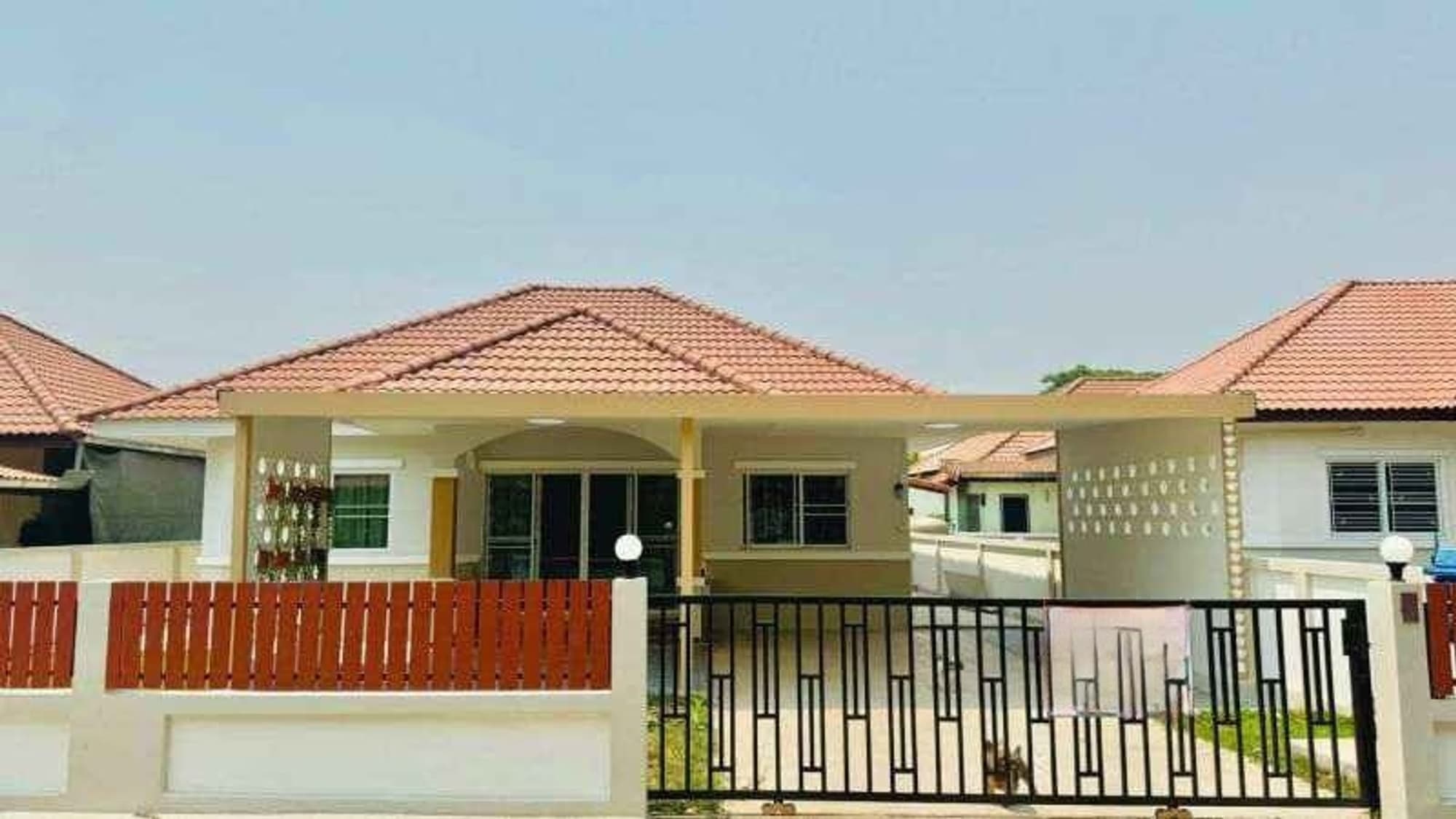 3 Bed House for Sale in Hang Dong - Image 1