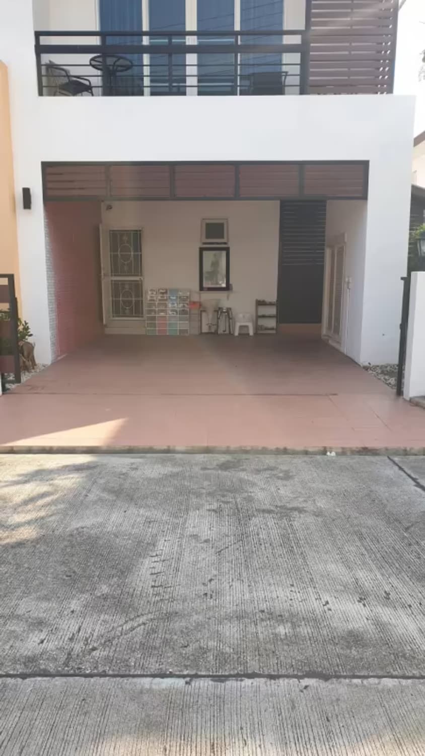 3 Bedroom House - Image 1