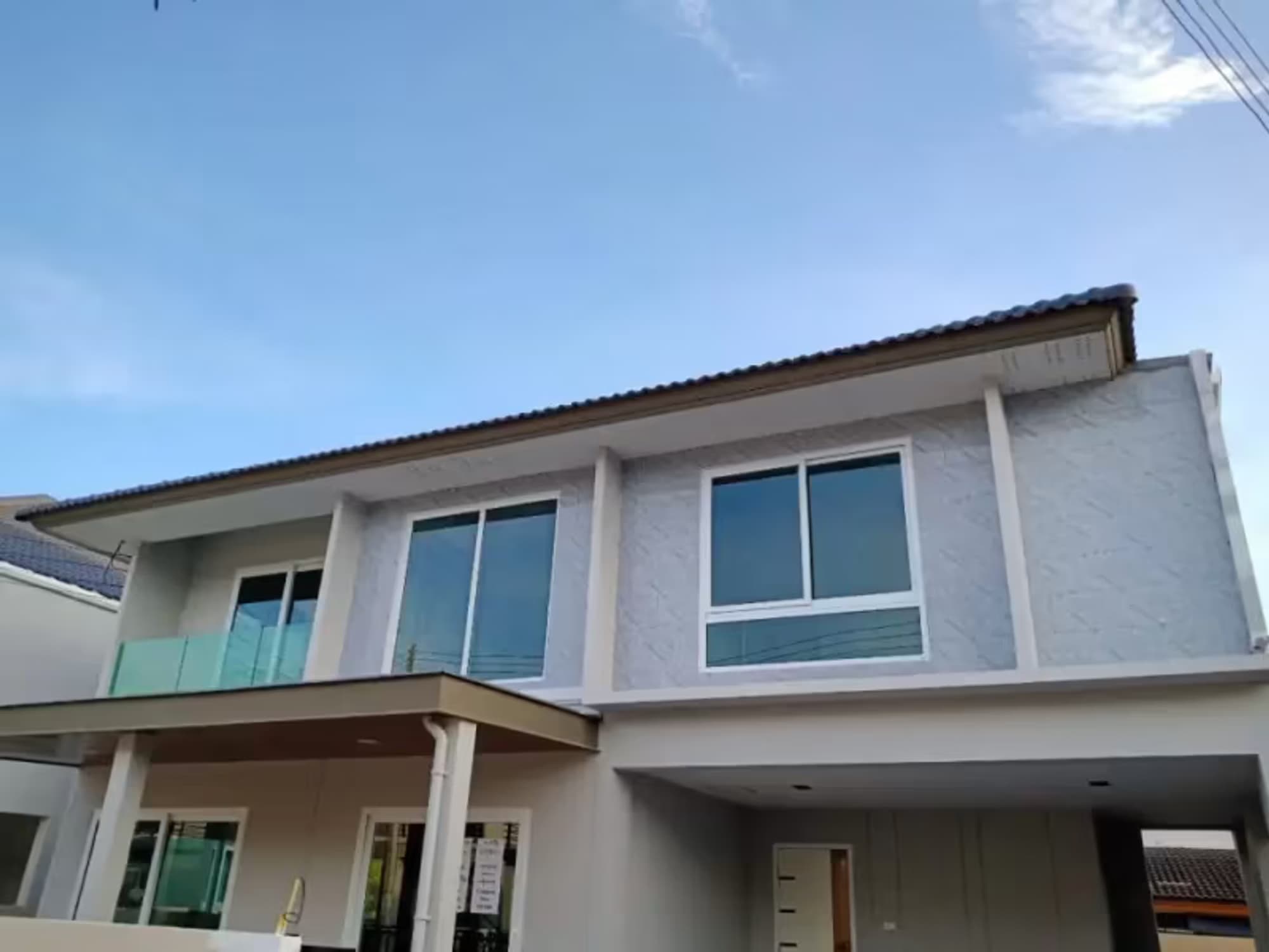 4 Bedroom House - Image 3