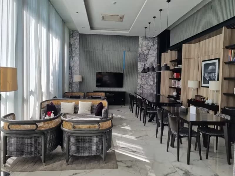 1 Bedroom Condo