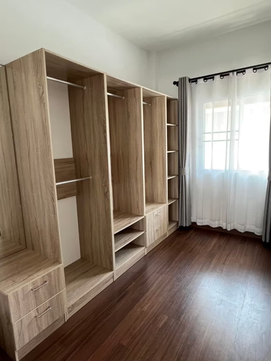 4 Bed House for Rent in San Kamphaeng - Image 8