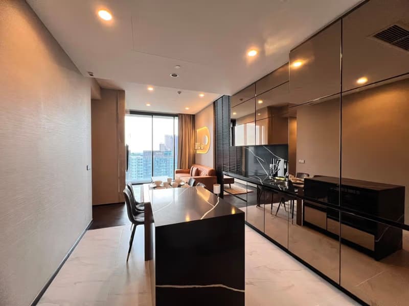 2 Bed Condo for Rent in Khlong Toei