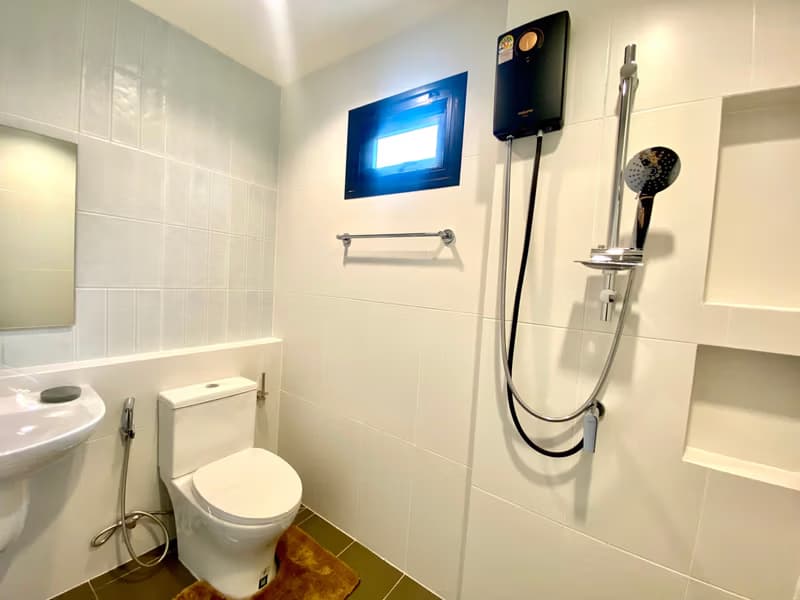4 Bed House for Rent and Sale in Mueang Chiang Mai