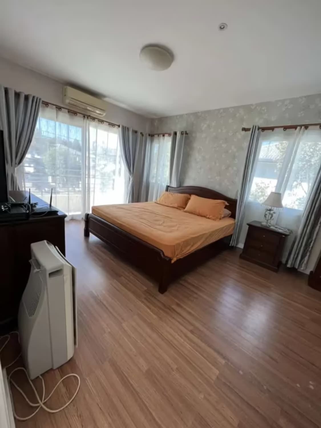 3 Bedroom House - Image 13