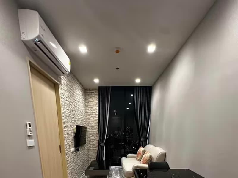 1 Bedroom Condo